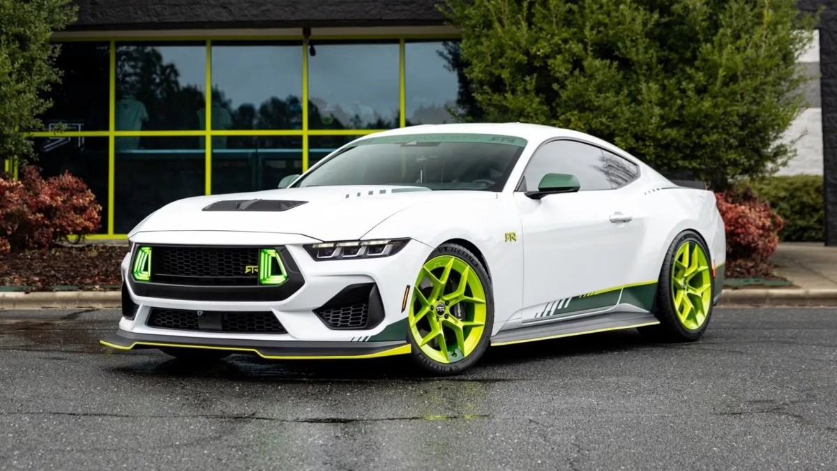 Η Mustang της RTR φτάνει τους 821 ίππους