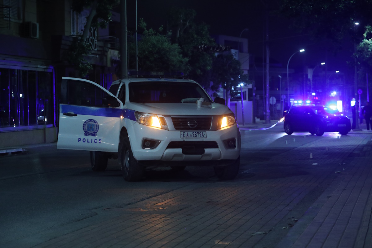 Εξέγερση στη Δομή Σιντικής στις Σέρρες: Πετροπόλεμος με την αστυνομία – Πληροφορίες για διαφυγές μεταναστών