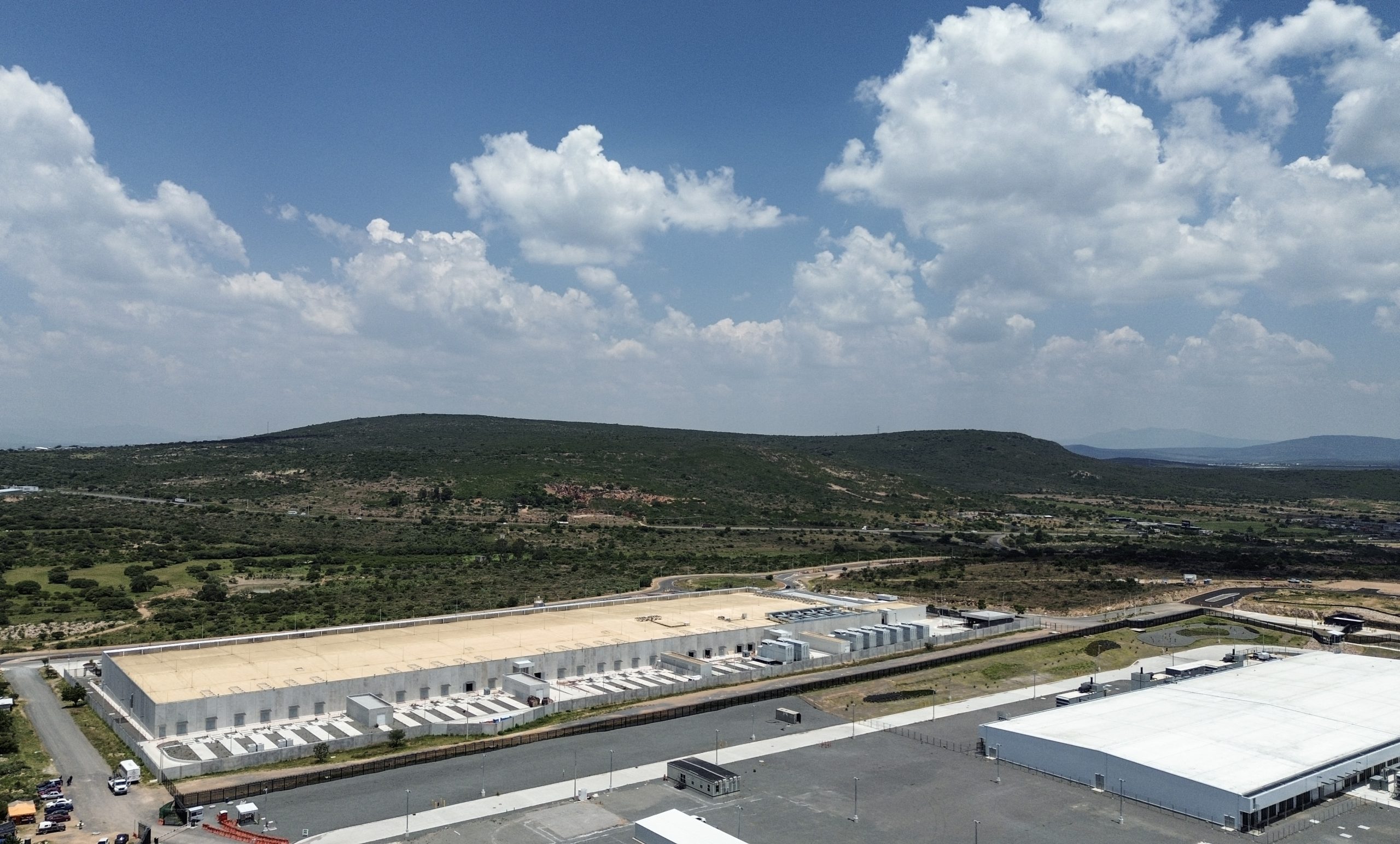 Κέντρα δεδομένων: Οι αντιδράσεις των πολιτών απειλούν επενδύσεις δισεκατομμυρίων δολαρίων
