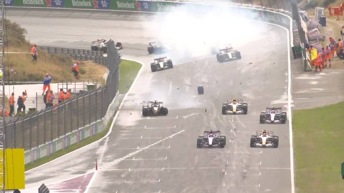 F1 GP Ολλανδίας: Χάος στην εκκίνηση και ο Φερστάπεν στον τοίχο! (+video)